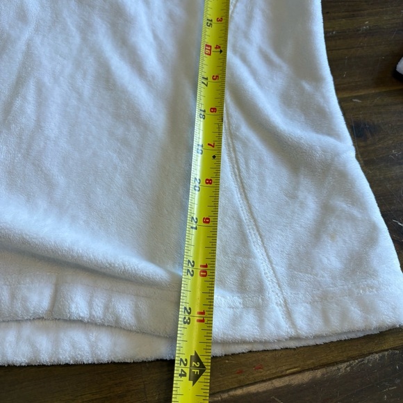 Obermeyer Furry Fleece White 1/4 Zip Pullover Sweater Womens M Winter Warm Skii - Picture 7 of 9